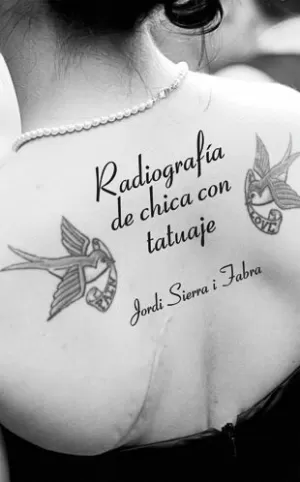RADIOGRAFÍA DE CHICA CON TATUAJE