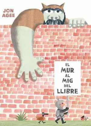 EL MURO EN MITAD DEL LIBRO
